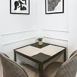 Przytulne Gniazdko W Centrum Wroclawia 아파트