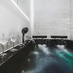 Przytulne Gniazdko W Centrum Wroclawia 아파트 *