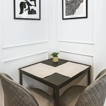 Przytulne Gniazdko W Centrum Wroclawia Apartment