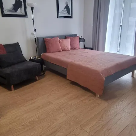 Apartment Przytulne Gniazdko W Centrum Wroclawia