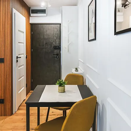 Apartmán Przytulne Gniazdko W Centrum Wroclawia Vratislav