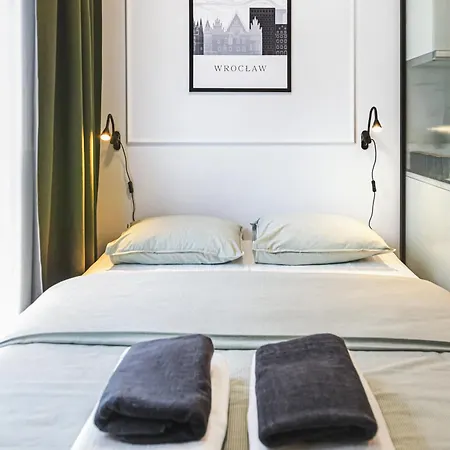 Przytulne Gniazdko W Centrum Wroclawia Apartmán *