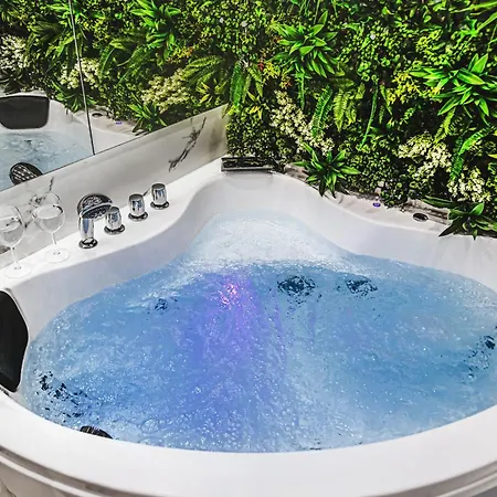 Przytulne Gniazdko W Centrum Wroclawia Апартаменты *