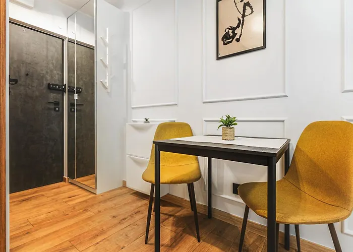 Przytulne Gniazdko W Centrum Wroclawia Вроцлав