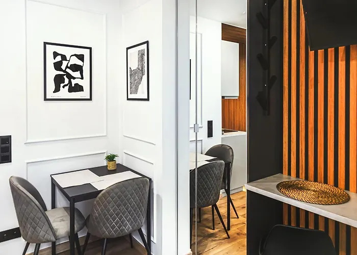 Przytulne Gniazdko W Centrum Wroclawia Апартаменты *